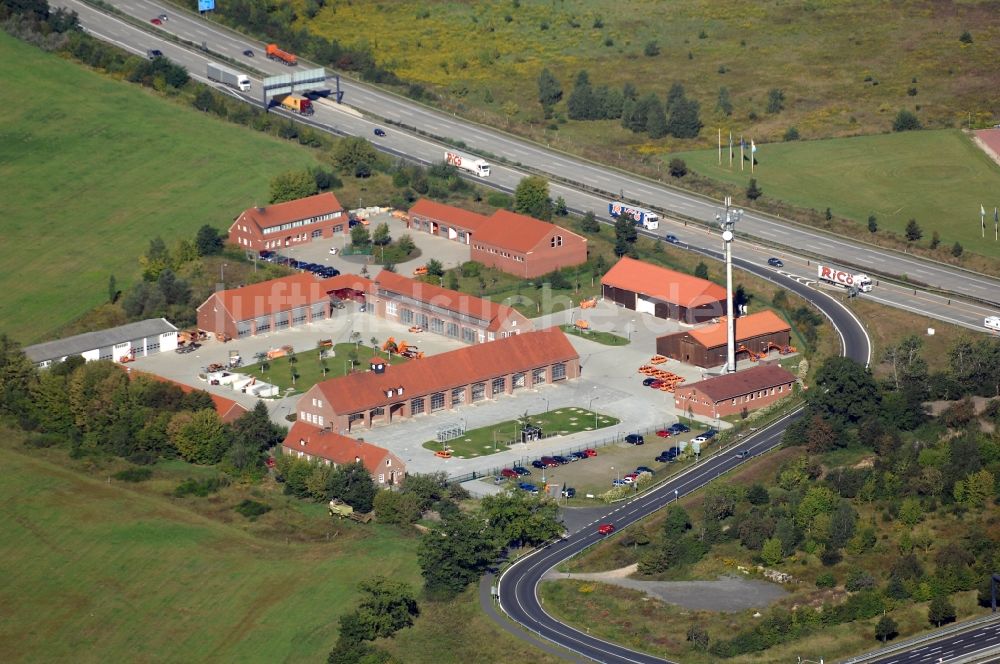 Rangsdorf von oben - Betriebshof der Autobahnmeisterei des Landesbetrieb Straßenwesen am südlichen Berliner Ring der BAB A10 in Rangsdorf im Bundesland Brandenburg