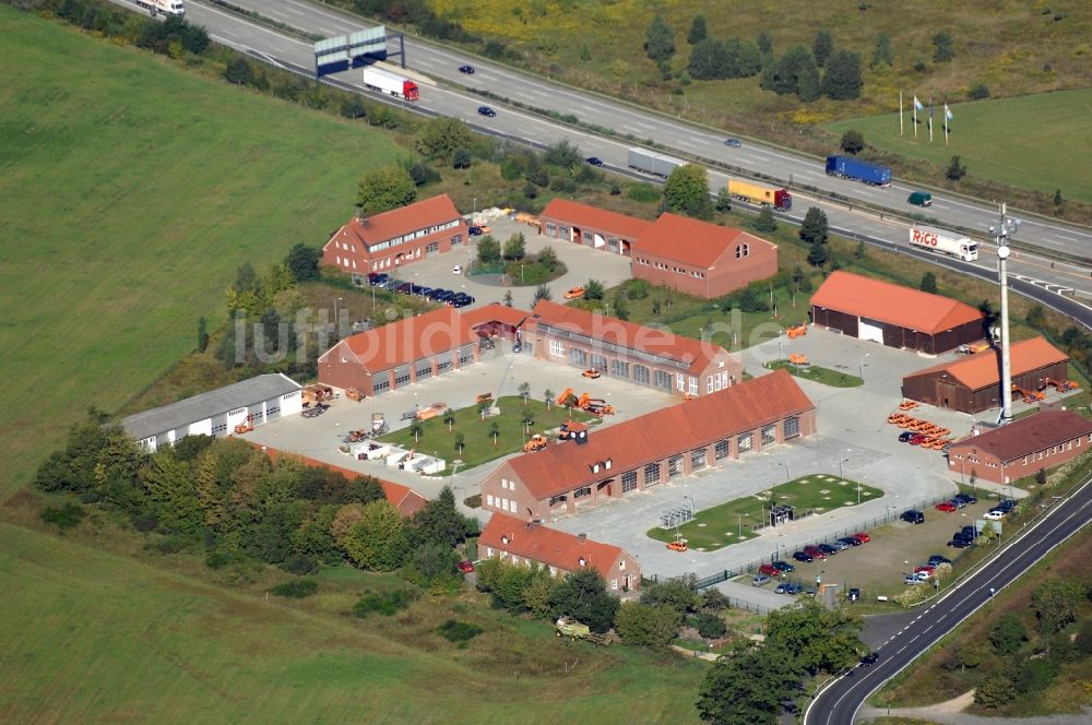 Rangsdorf aus der Vogelperspektive: Betriebshof der Autobahnmeisterei des Landesbetrieb Straßenwesen am südlichen Berliner Ring der BAB A10 in Rangsdorf im Bundesland Brandenburg