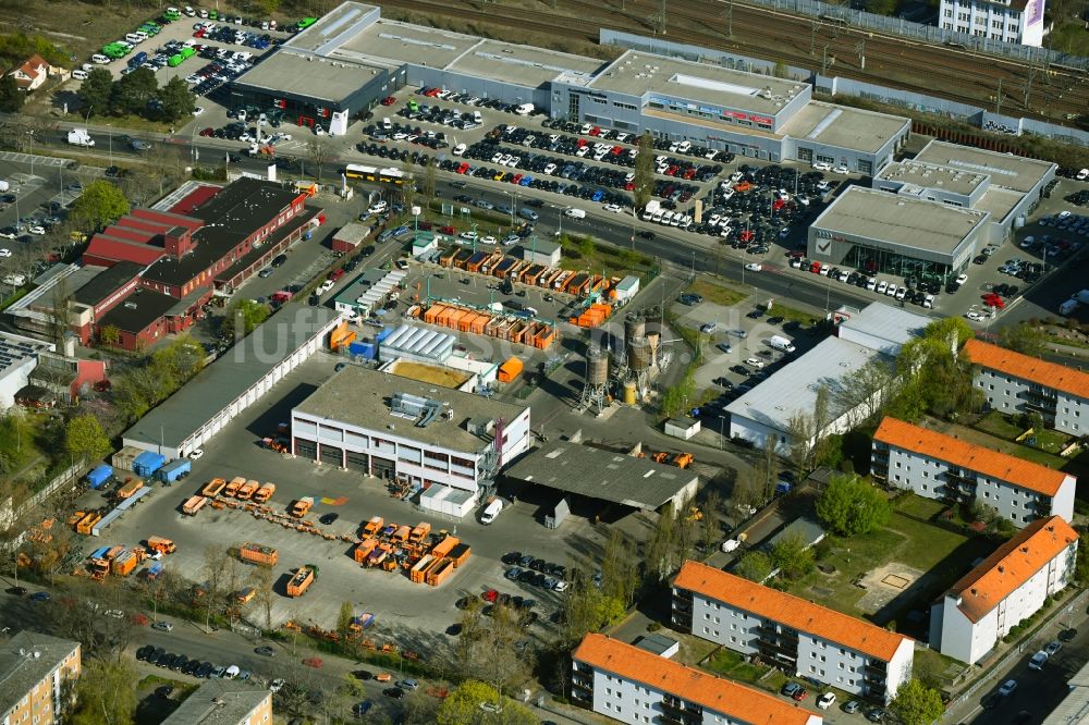 Berlin von oben - Betriebshof BSR Recyclinghof Brunsbütteler Damm im Ortsteil Spandau in Berlin, Deutschland