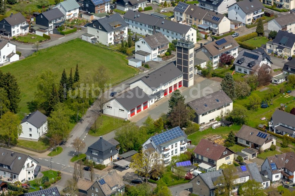 Luftaufnahme Brilon - Betriebshof der Feuerwehr in Brilon im Bundesland Nordrhein-Westfalen, Deutschland