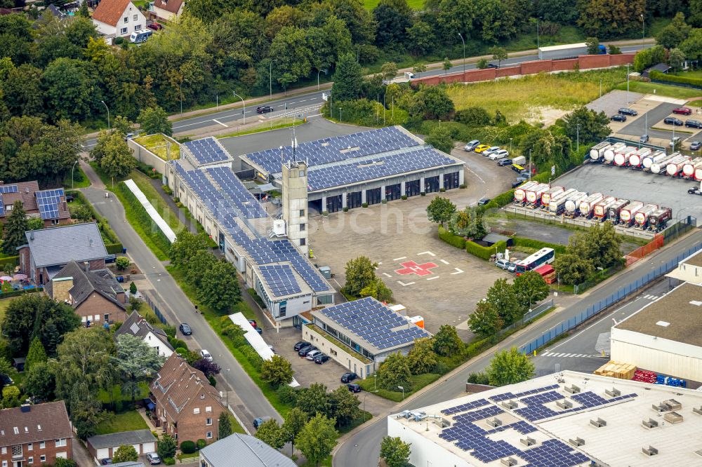 Ahlen von oben - Betriebshof der Feuerwehrwache im Ortsteil Innenstadt in Ahlen im Bundesland Nordrhein-Westfalen, Deutschland