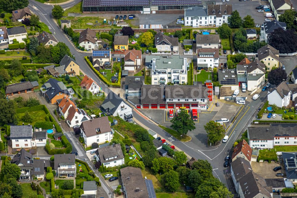 Luftaufnahme Wickede (Ruhr) - Betriebshof der Feuerwehrwache in Wickede (Ruhr) im Bundesland Nordrhein-Westfalen, Deutschland