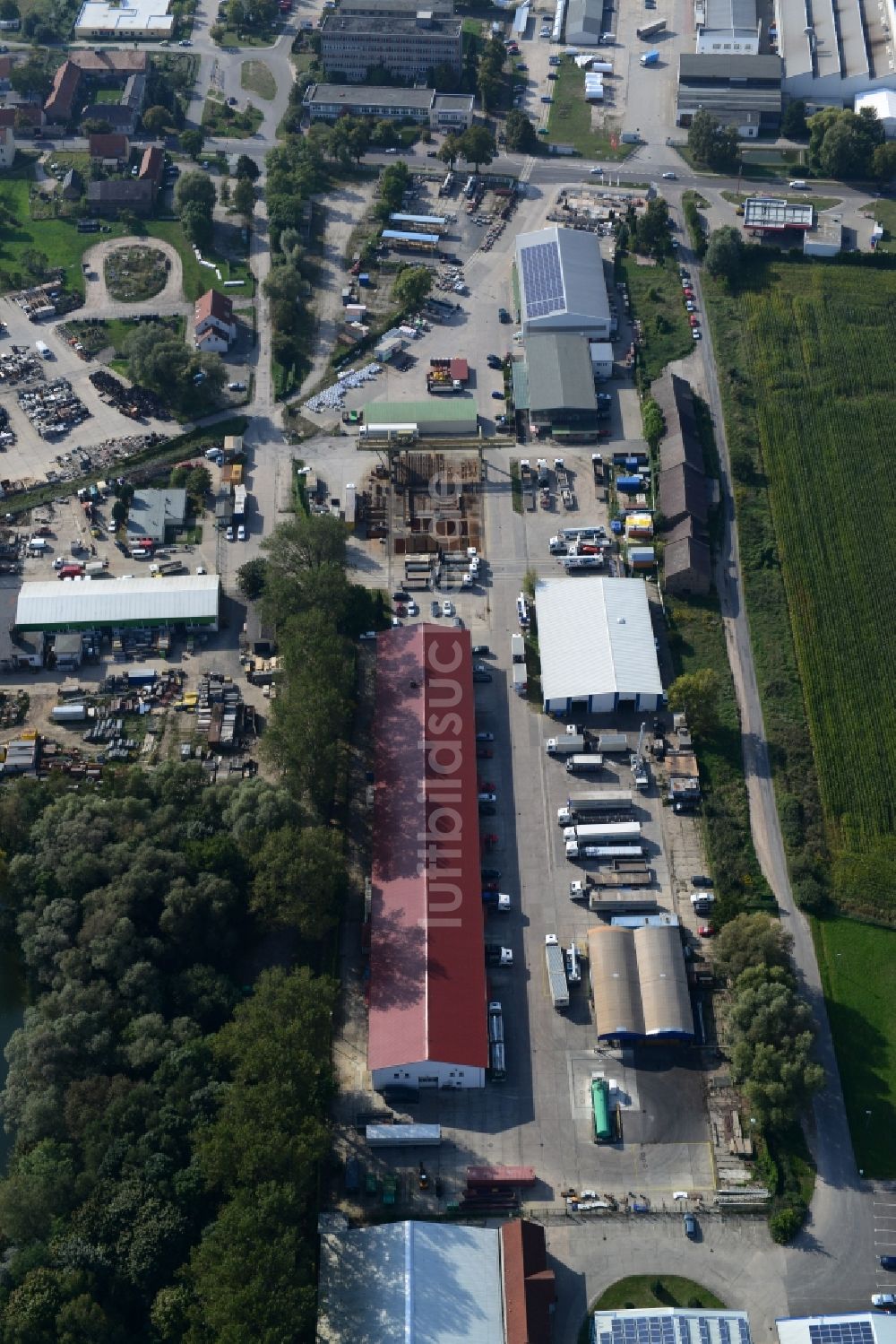 Mittenwalde aus der Vogelperspektive: Betriebshof mit Firmensitz der GAAC Commerz GmbH im Gewerbegebiet Mittenwalde im Bundesland Brandenburg