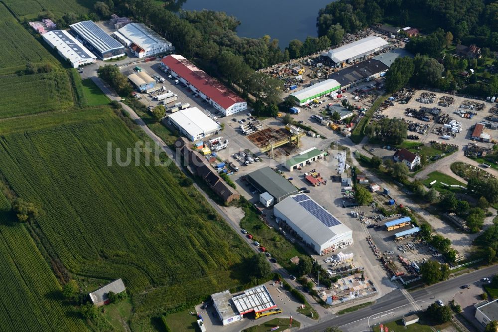 Mittenwalde aus der Vogelperspektive: Betriebshof mit Firmensitz der GAAC Commerz GmbH im Gewerbegebiet Mittenwalde im Bundesland Brandenburg