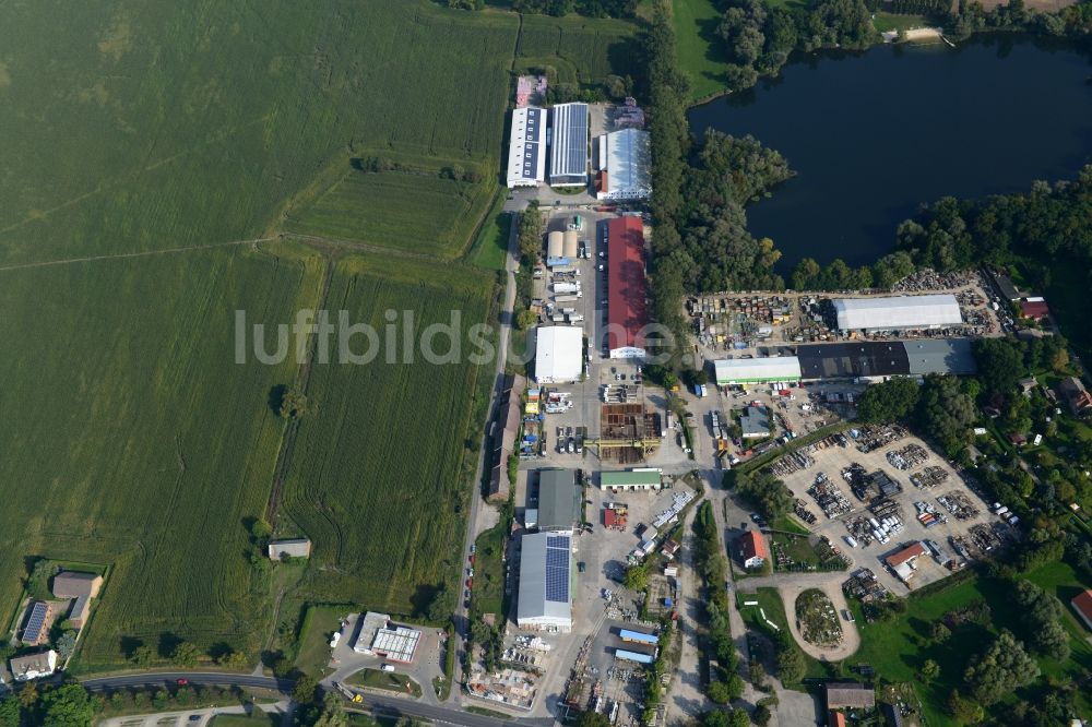 Mittenwalde aus der Vogelperspektive: Betriebshof mit Firmensitz der GAAC Commerz GmbH im Gewerbegebiet Mittenwalde im Bundesland Brandenburg