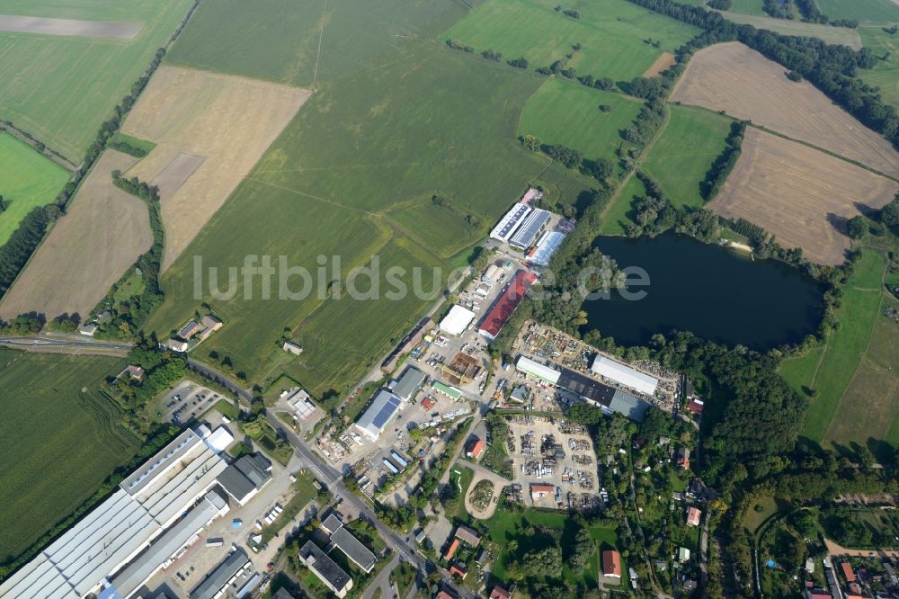 Mittenwalde aus der Vogelperspektive: Betriebshof mit Firmensitz der GAAC Commerz GmbH im Gewerbegebiet Mittenwalde im Bundesland Brandenburg