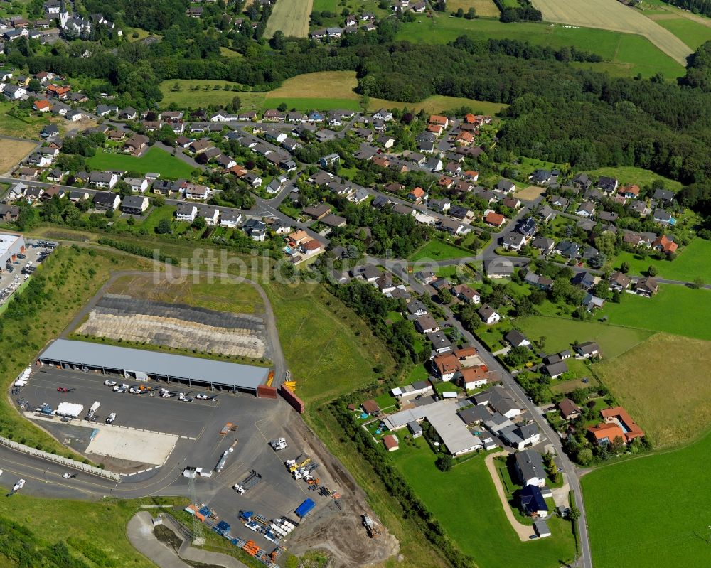 Windhagen von oben - Betriebshof eines landwirtschaftlichen Betriebes in Windhagen im Bundesland Rheinland-Pfalz