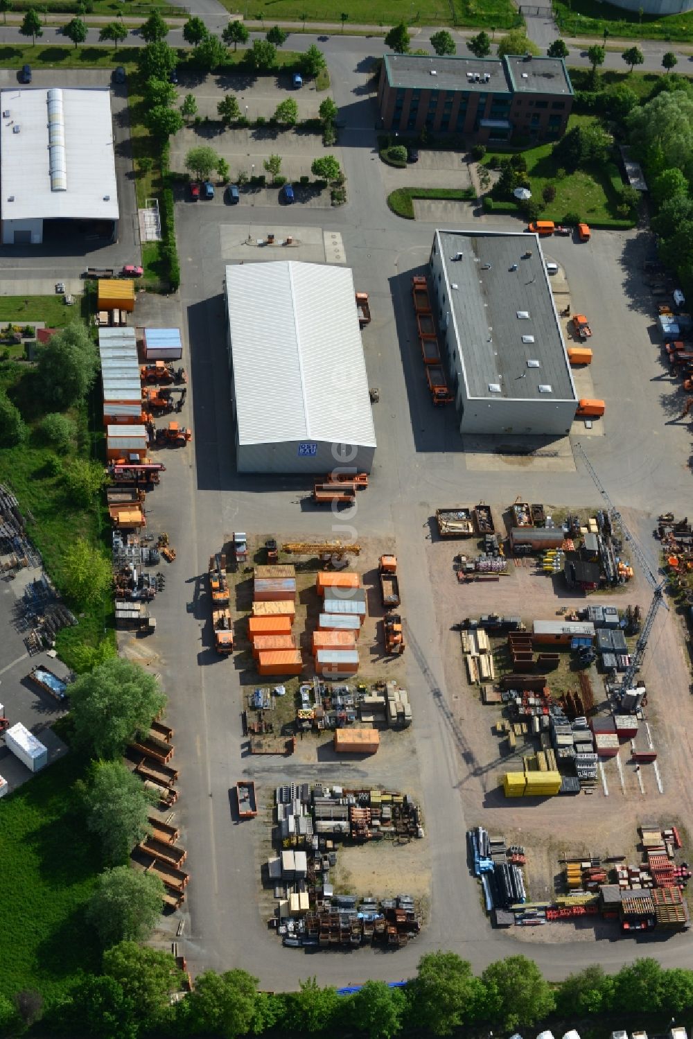 Osterburg von oben - Betriebshof der Ost Bau GmbH GmbH Am Schaugraben in Osterburg in der Altmark im Bundesland Sachsen-Anhalt