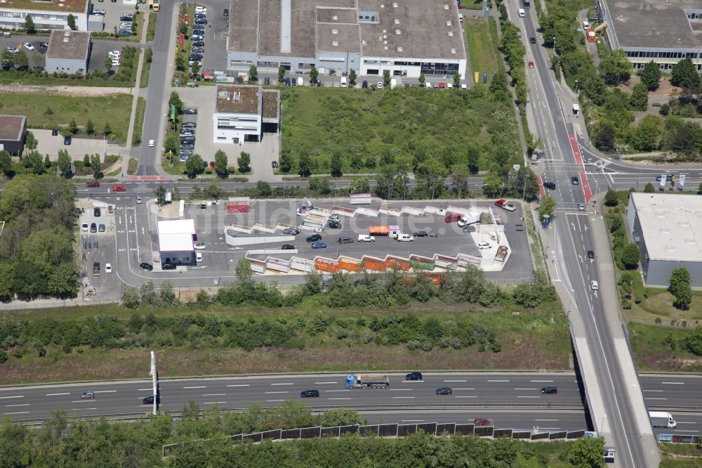 Mainz von oben - Betriebshof Recyclinghof Süd im Ortsteil Hechtsheim in Mainz im Bundesland Rheinland-Pfalz, Deutschland