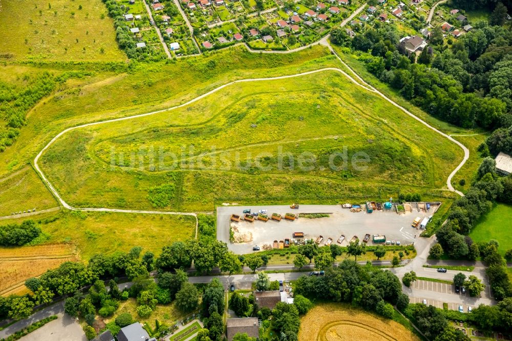 Heiligenhaus von oben - Betriebshof des Städtischen Friedhofs an der Friedhofstraße in Heiligenhaus im Bundesland Nordrhein-Westfalen