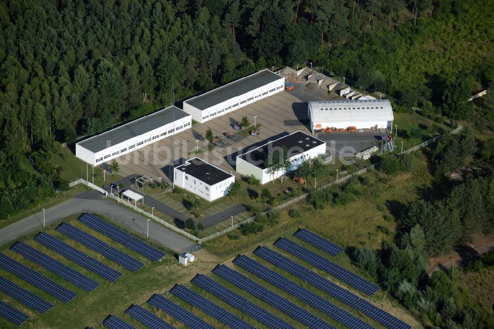 Biesenthal aus der Vogelperspektive: Betriebshof der Straßenmeisterei der Landesbetrieb Straßenwesen Brandenburg, NL Ost Straßenmeisterei in Biesenthal im Bundesland Brandenburg