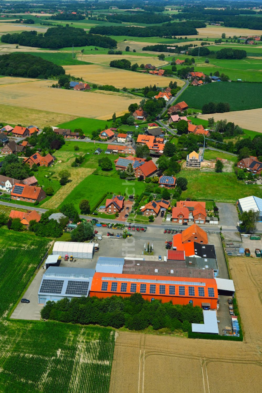 Luftbild Raderhorst - Betriebshof der W.Brase Land-u. Gartentechnik GmbH in Raderhorst im Bundesland Nordrhein-Westfalen, Deutschland