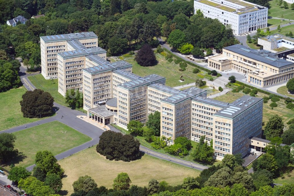 Luftbild Frankfurt am Main - Bibliotheks- Gebäude der Goethe Universität in Frankfurt am Main im 