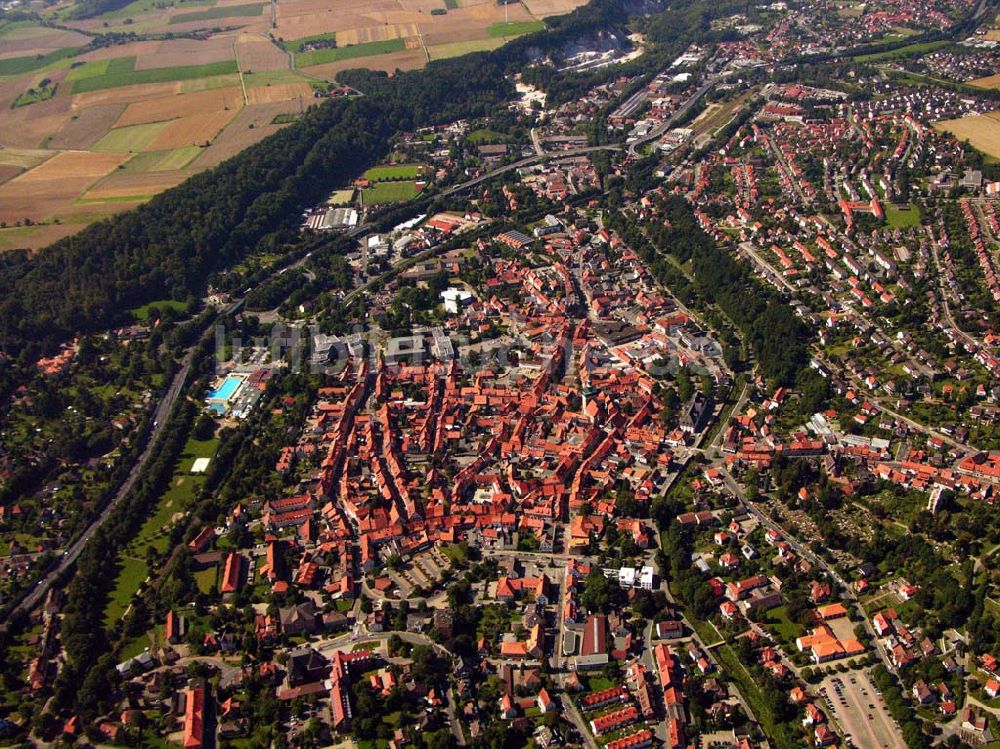 Luftaufnahme Osterode - Bick auf Osterode, die St. Aegedien Kirche, Schwimmstr. und deren Umgebung