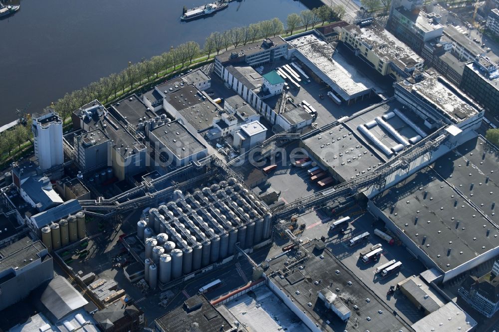 Bremen aus der Vogelperspektive: Bierbrauerei- Werksgelände der Beck GmbH&Co.KG in Bremen, Deutschland