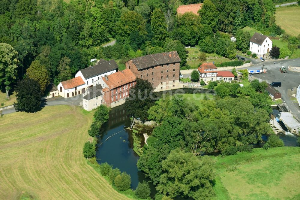 Warburg aus der Vogelperspektive: Bierbrauerei- Werksgelände der Warburger Brauerei im Ortsteil Dalheim in Warburg im Bundesland Nordrhein-Westfalen, Deutschland