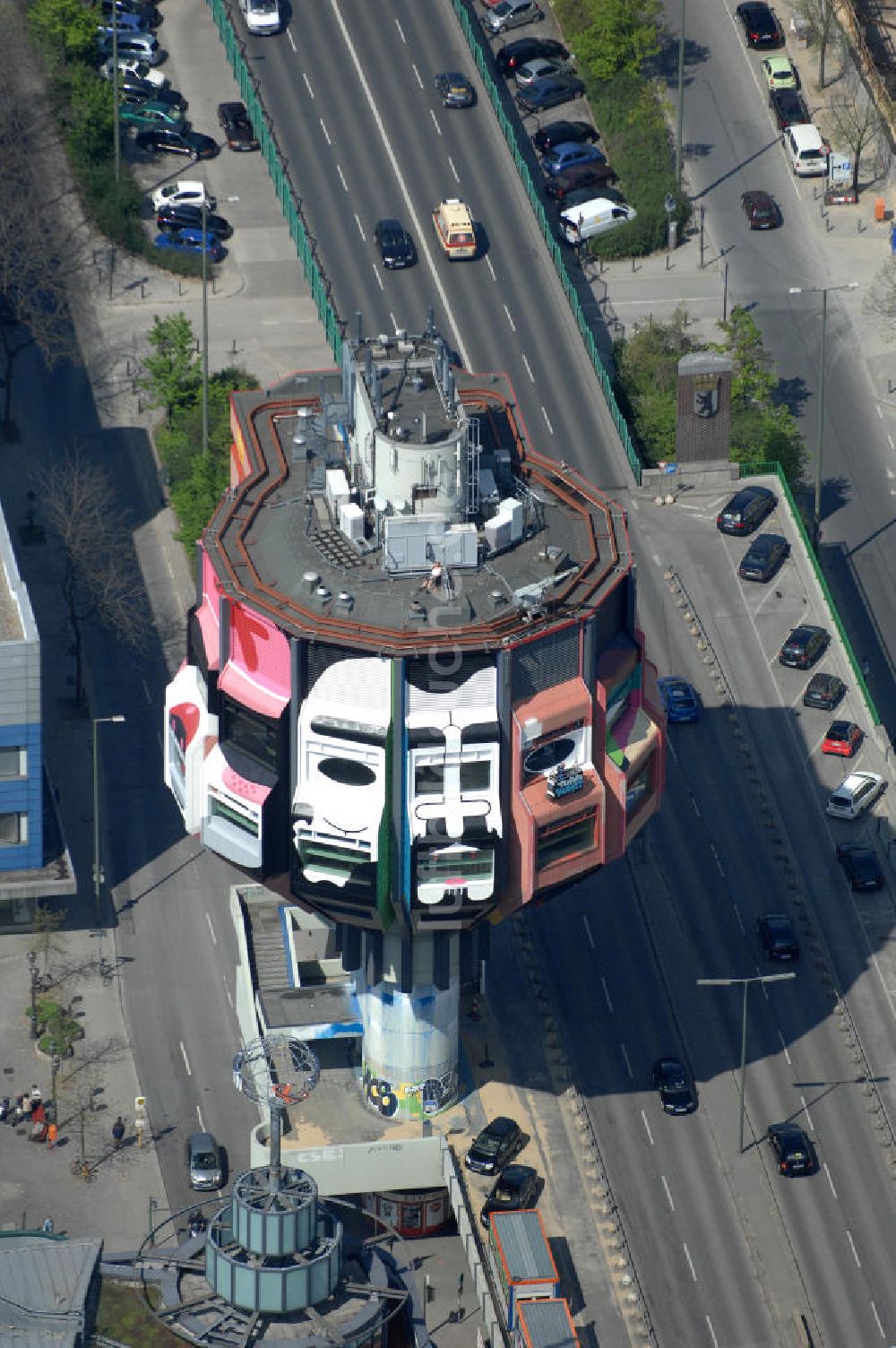 Berlin aus der Vogelperspektive: Bierpinsel in Berlin-Steglitz