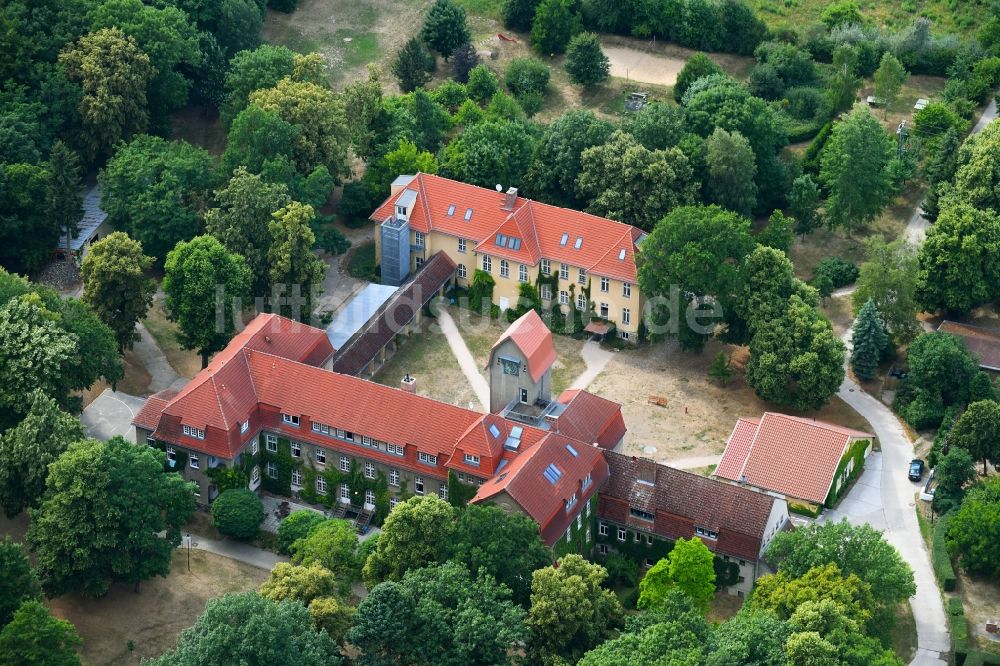 Luftbild Hirschfelde - Bildungszentrum Jugendbildungsstätte Kurt Löwenstein e.V. Hirschfelde im Bundesland Brandenburg, Deutschland