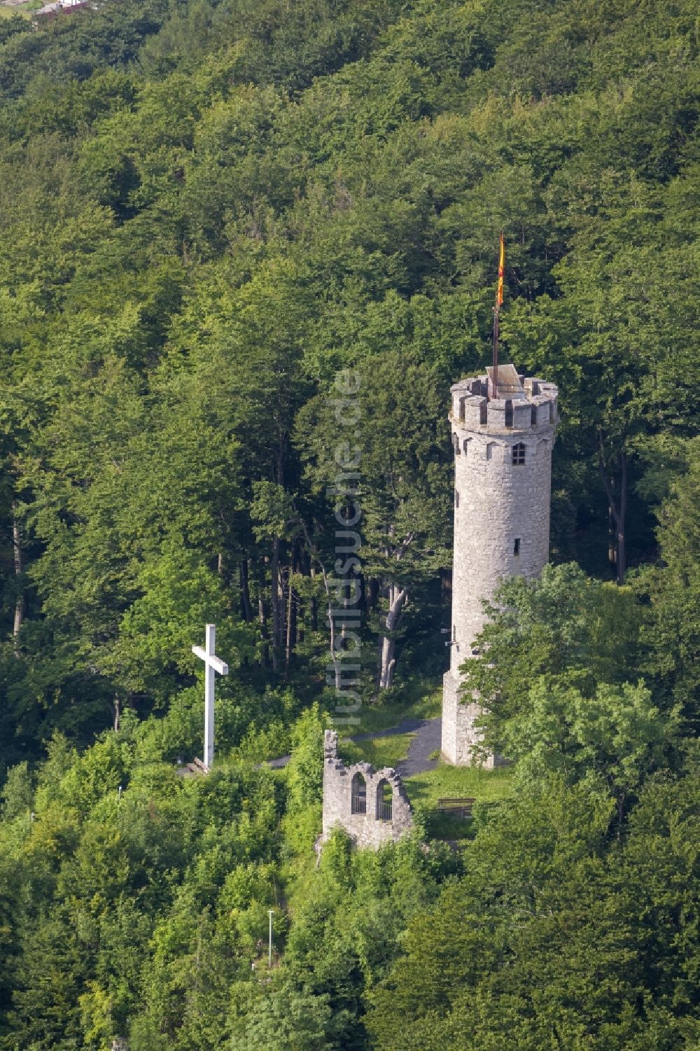 Marsberg aus der Vogelperspektive: Bilsteinturm in Marsberg im Bundesland Nordrhein-Westfalen