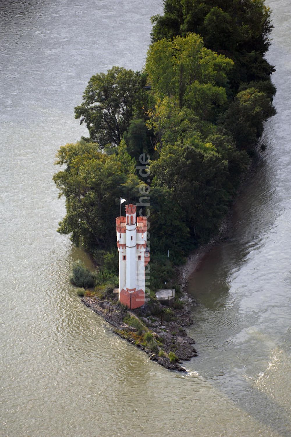 Bingen am Rhein aus der Vogelperspektive: Binger Mäuseturm auf der Mäuseturminsel im Rhein vor Bingen am Rhein