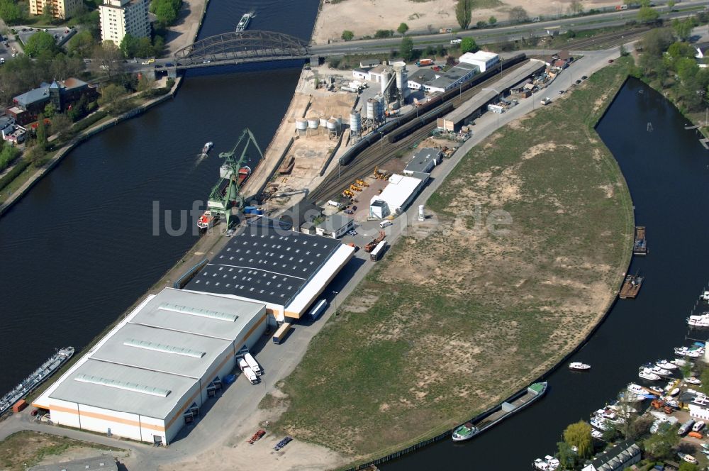 Berlin aus der Vogelperspektive: Binnenhafen Südhafen in Berlin, Deutschland