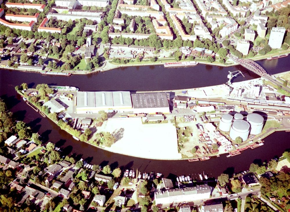 Luftbild Berlin - Binnenhafen Südhafen in Berlin, Deutschland