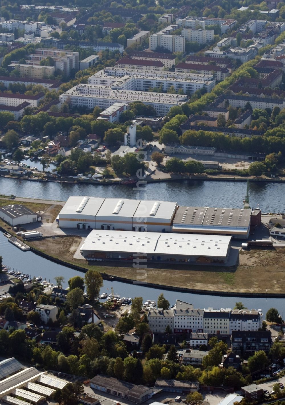 Berlin aus der Vogelperspektive: Binnenhafen Südhafen in Berlin, Deutschland