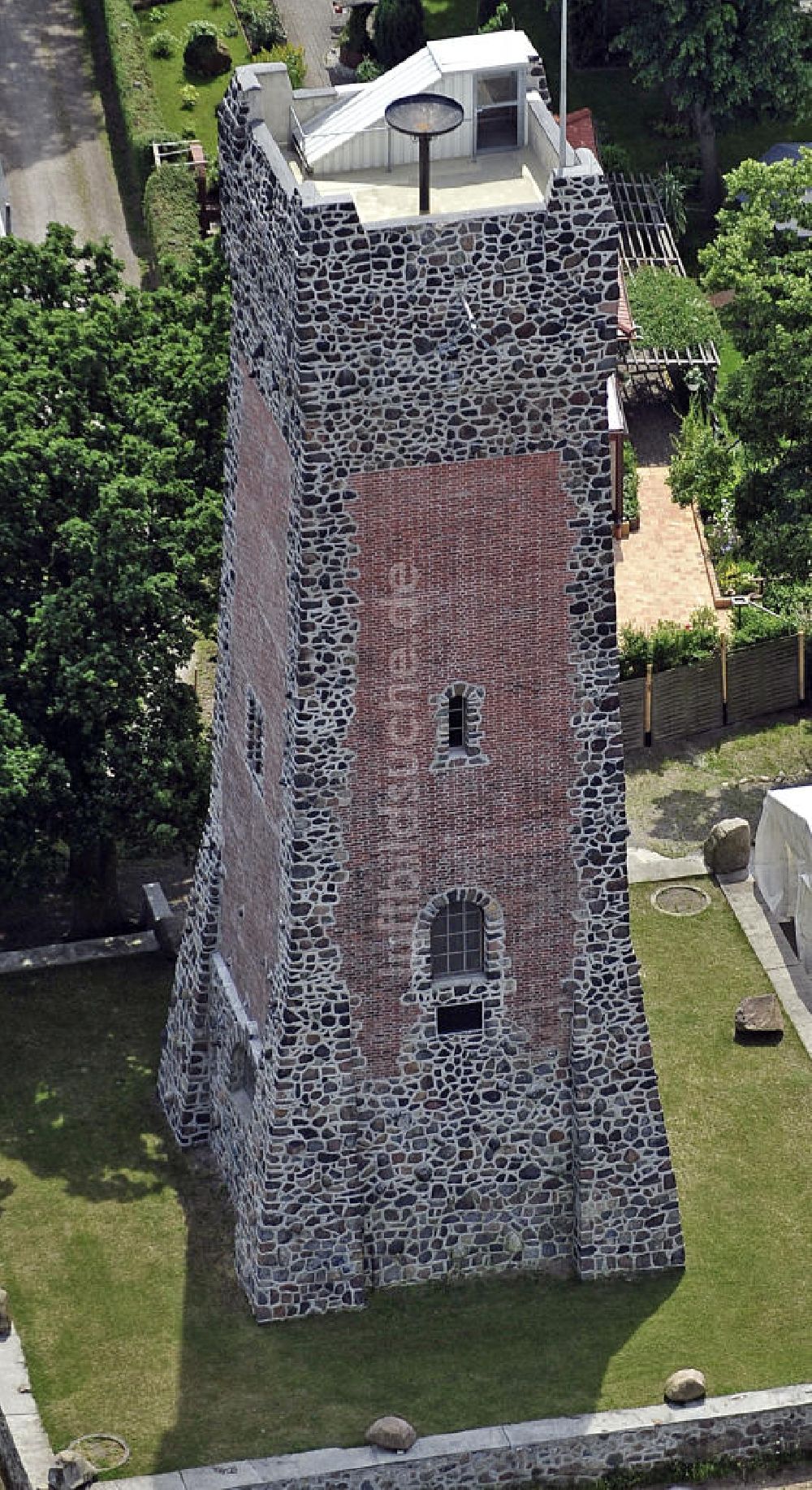 Luftbild Burg - Bismarck-Turm Burg