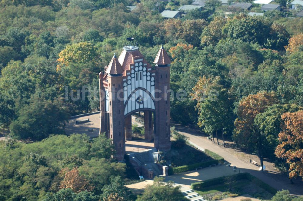 Rathenow von oben - Bismarckturm in Rathenow