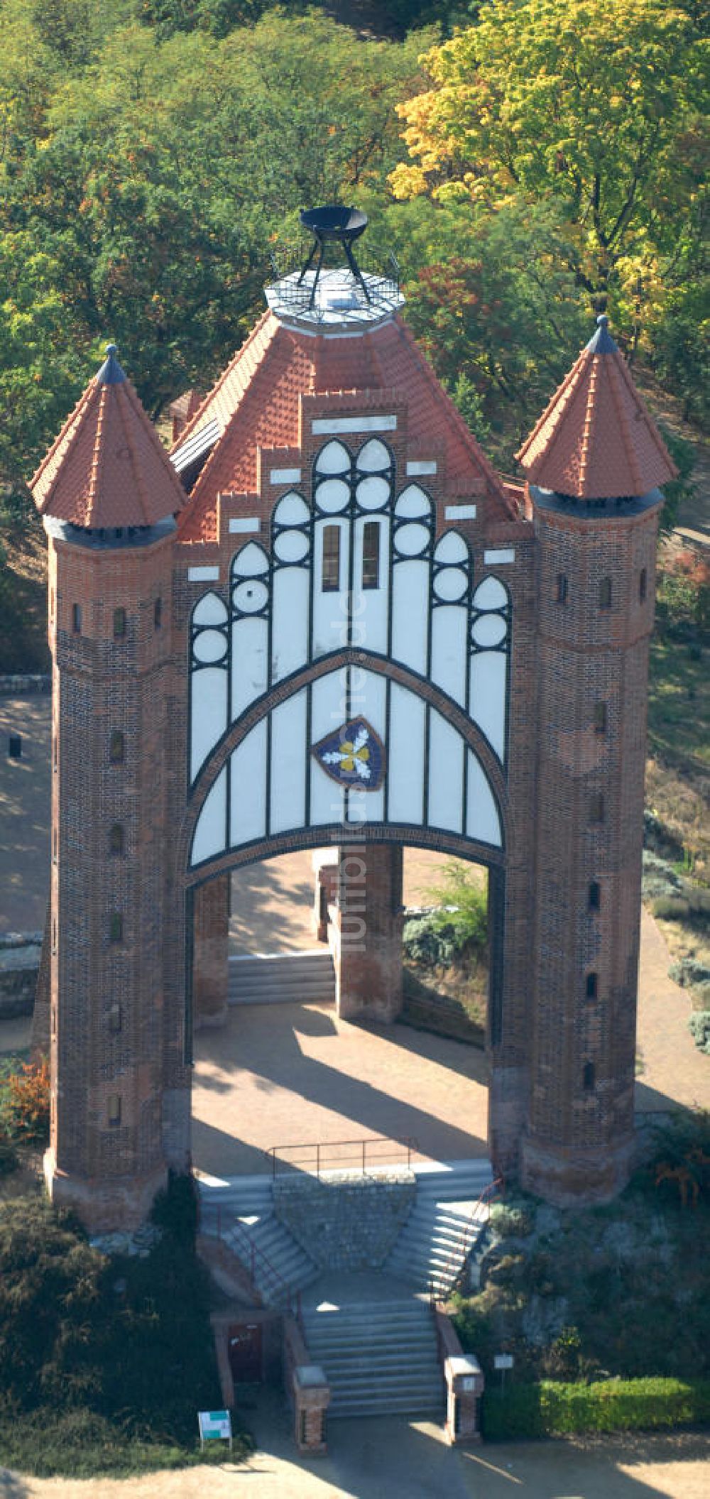 Luftaufnahme Rathenow - Bismarckturm in Rathenow