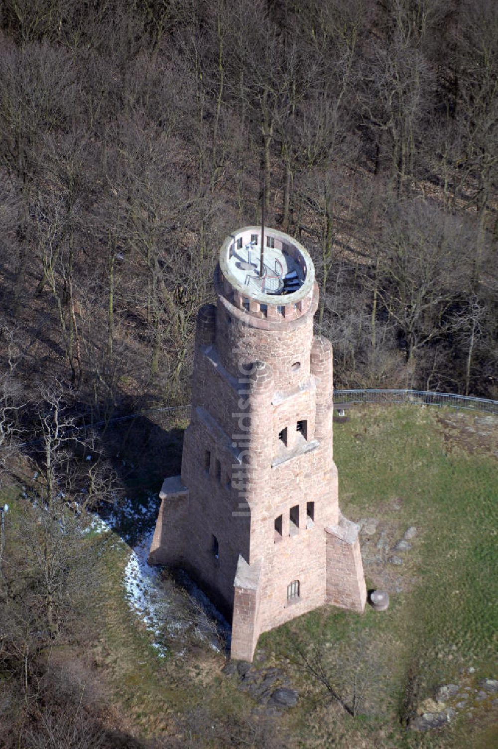 Luftaufnahme WETTIN - Bismarckturm Wettin