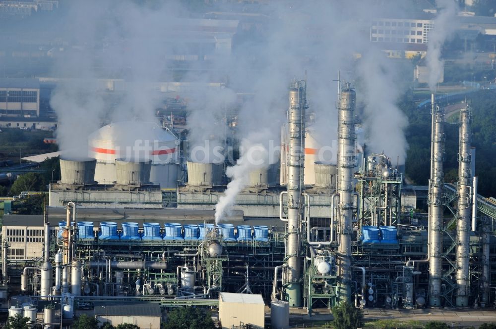 Luftaufnahme Wittenberg-Piesteritz - Blick auf den Agro-Chemie Park Priesteritz im Bundesland Sachsen-Anhalt