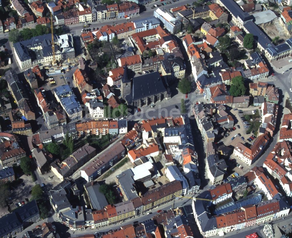 Weimar von oben - Blick auf die Altstadt von Weimar mit der Stadtkirche Sankt Peter und Paul im Bundesland Thüringen