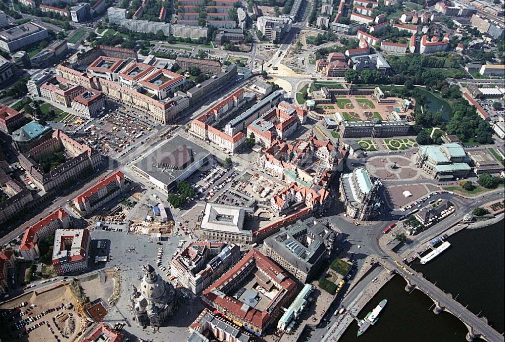 Luftaufnahme Dresden - Blick auf den Altstadt und Zentrumsbereich von Dresden