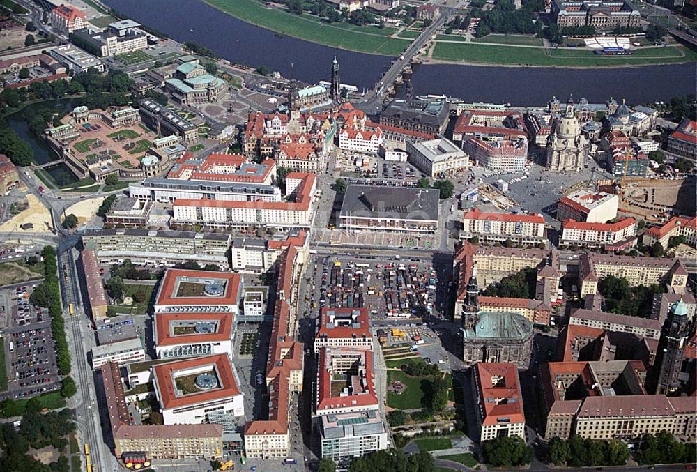 Luftbild Dresden - Blick auf den Altstadt und Zentrumsbereich von Dresden