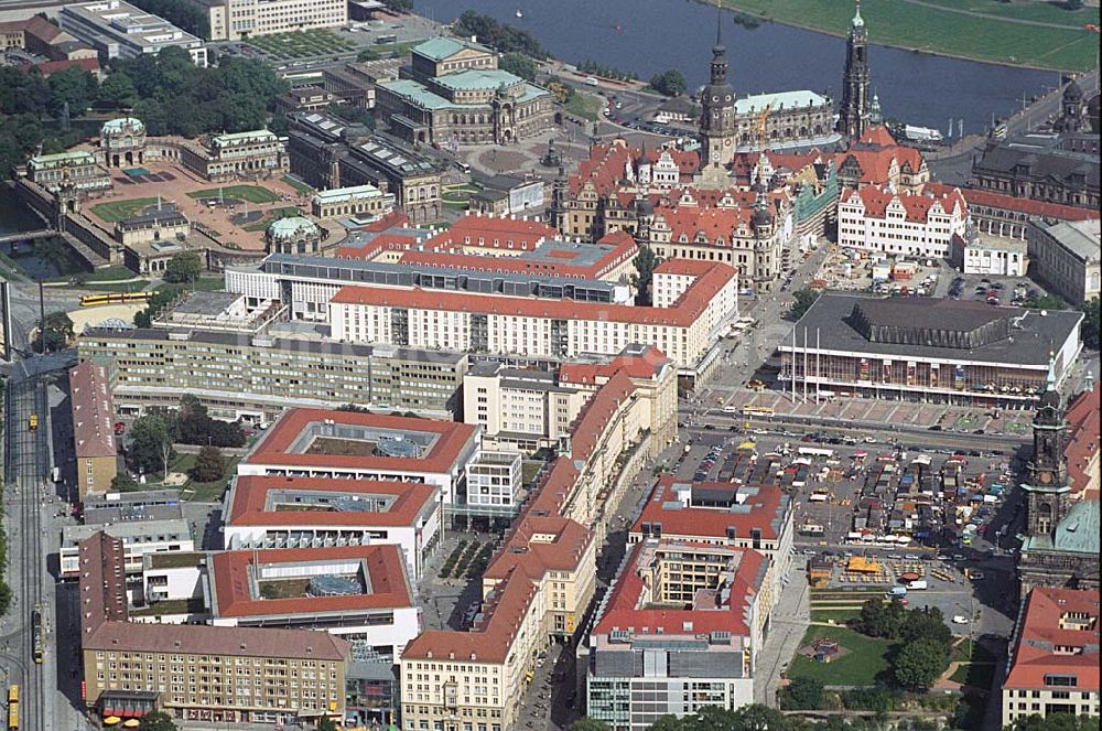 Luftaufnahme Dresden - Blick auf den Altstadt und Zentrumsbereich von Dresden