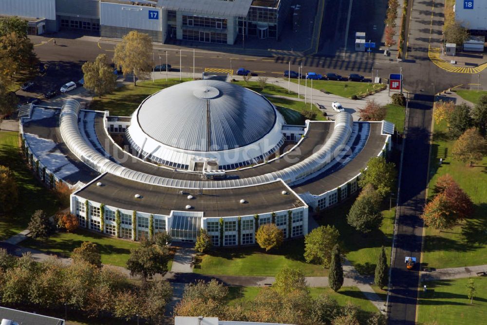 Luftaufnahme Hannover - Blick auf das IC auf dem Messegelände Hannover