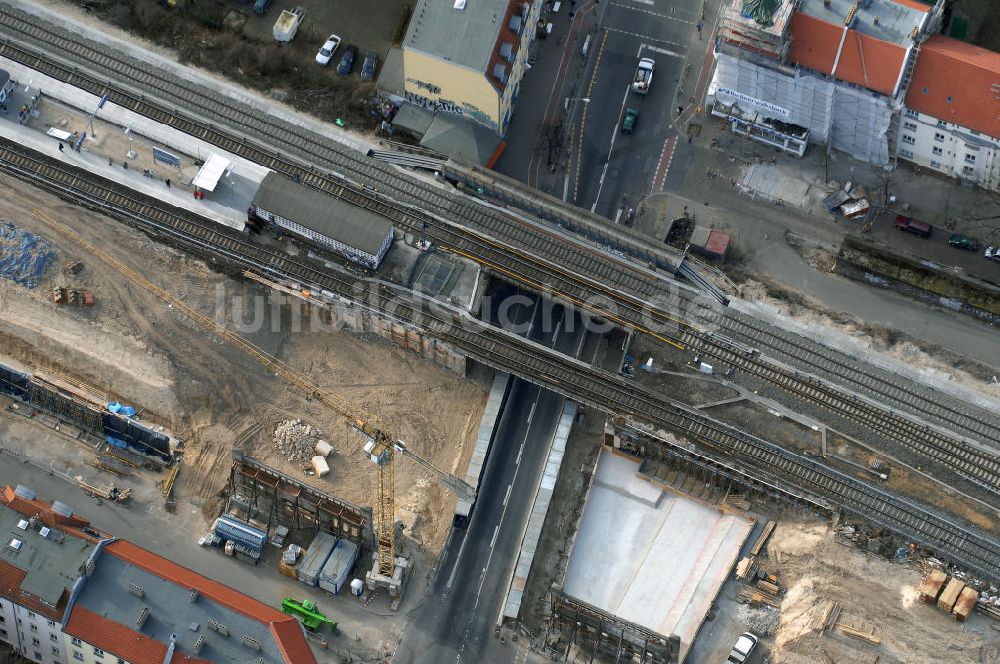 Luftaufnahme Berlin - Blick auf den Um- und Ausbau des S-Bahnhofes Berlin-Baumschulenweg