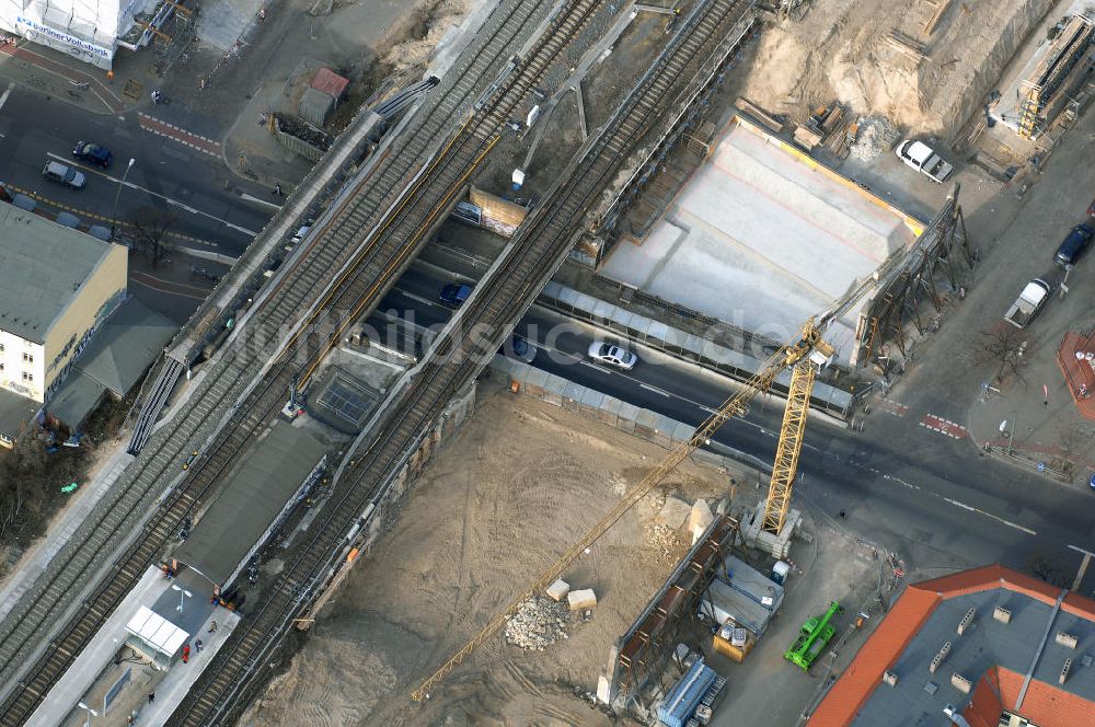 Luftbild Berlin - Blick auf den Um- und Ausbau des S-Bahnhofes Berlin-Baumschulenweg