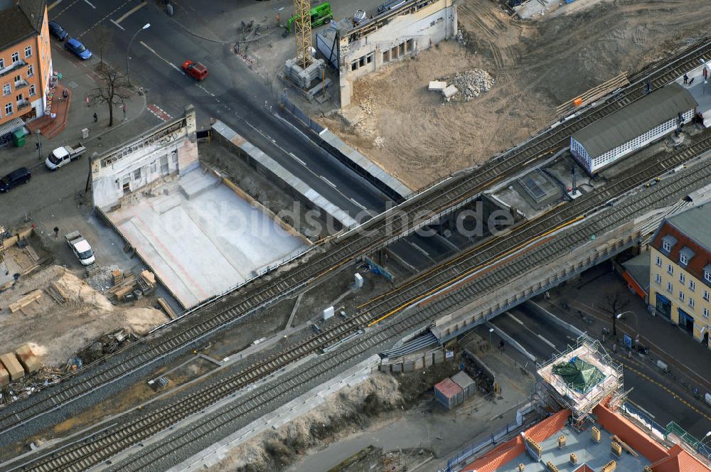 Luftbild Berlin - Blick auf den Um- und Ausbau des S-Bahnhofes Berlin-Baumschulenweg