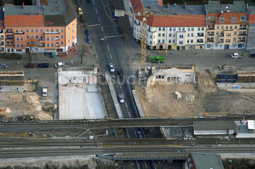 Berlin aus der Vogelperspektive: Blick auf den Um- und Ausbau des S-Bahnhofes Berlin-Baumschulenweg