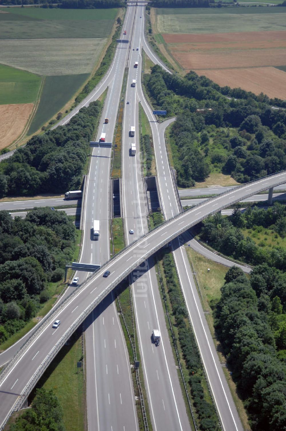 Luftaufnahme Elchingen - Blick auf das Autobahnkreuz Ulm / Elchingen