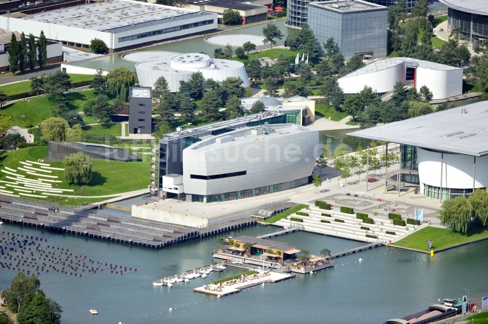 Luftbild Wolfsburg - Blick auf die Autostadt Wolfsburg im Bundesland Niedersachsen