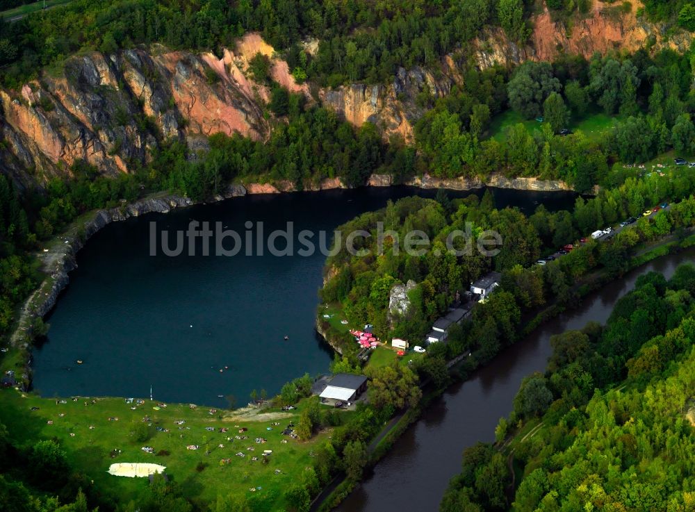 Altendiez aus der Vogelperspektive: Blick auf den Baggersee Diez-Limburg in Altendiez im Bundesland Rheinland-Pfalz