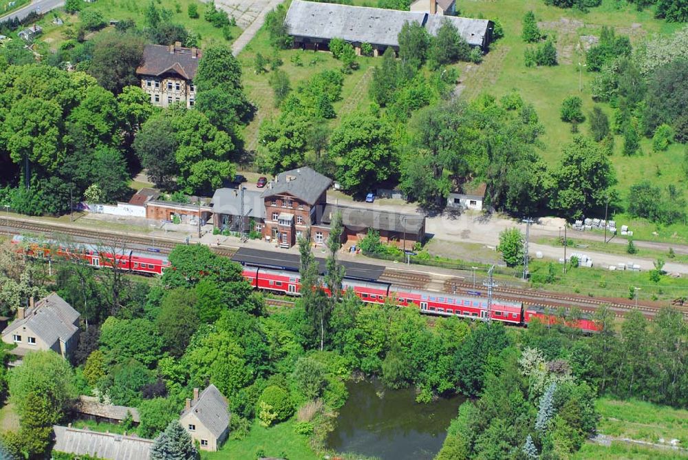 Luftbild Wiesenburg/Mark - Blick auf den Bahnhof von Wiesenburg/Mark