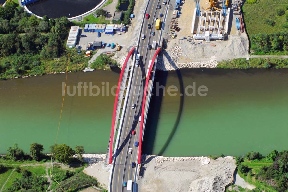 Augsburg aus der Vogelperspektive: Blick auf eine im Bau befindliche Autobahnbrücke