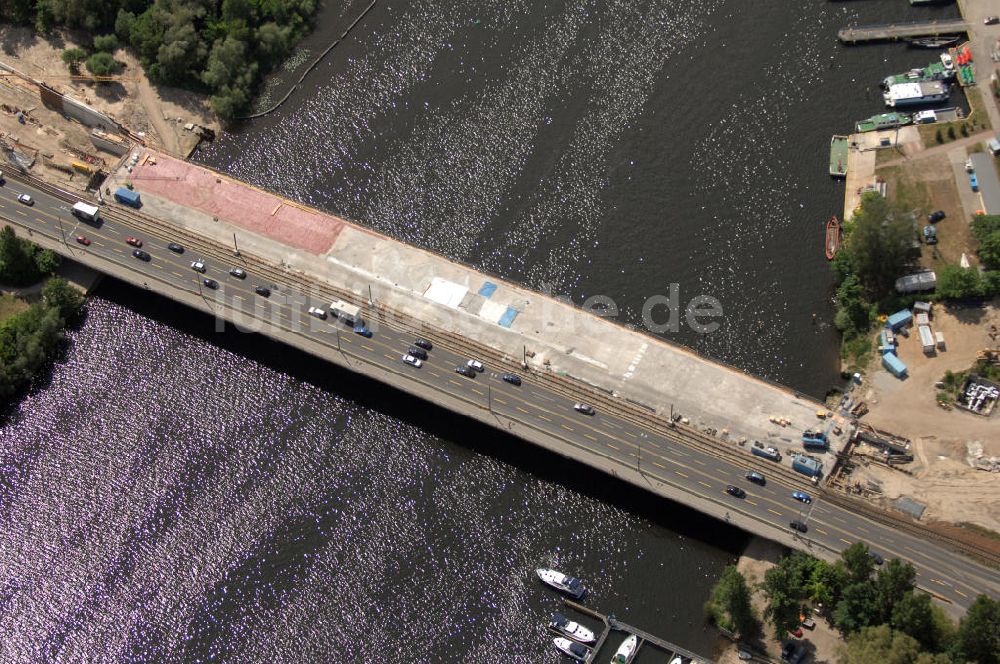 Luftaufnahme Potsdam - Blick auf die Bauarbeiten an der Langen Brücke in Potsdam