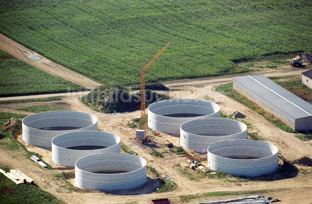 Luftaufnahme 11.09.2006 - Blick auf die Bauarbeiten zur Errichtung einer Biogasanlage in Schulzenfelde bei Templin.