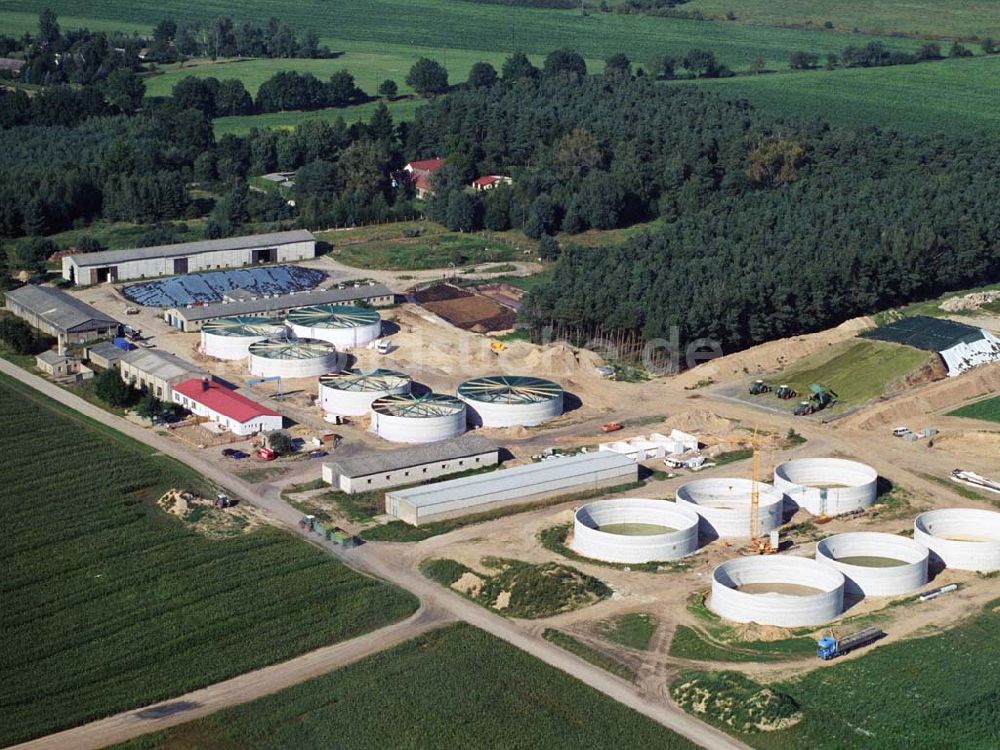 Luftaufnahme 11.09.2006 - Blick auf die Bauarbeiten zur Errichtung einer Biogasanlage in Schulzenfelde bei Templin.