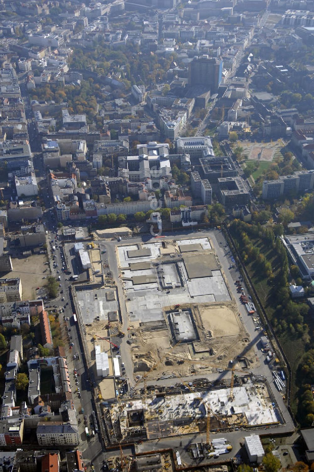 Berlin von oben - Blick auf das Baugelände für den Neubau der BND-Zentrale